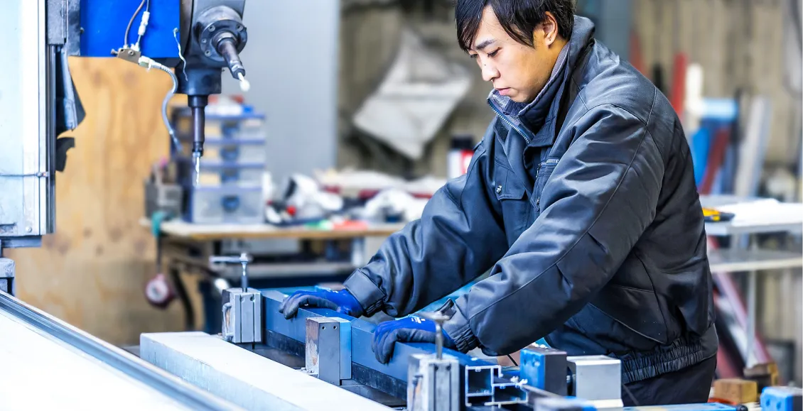 サッシの製造加工